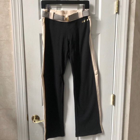 BCBG MaxAzria 2 pc set - Picture 5 of 8